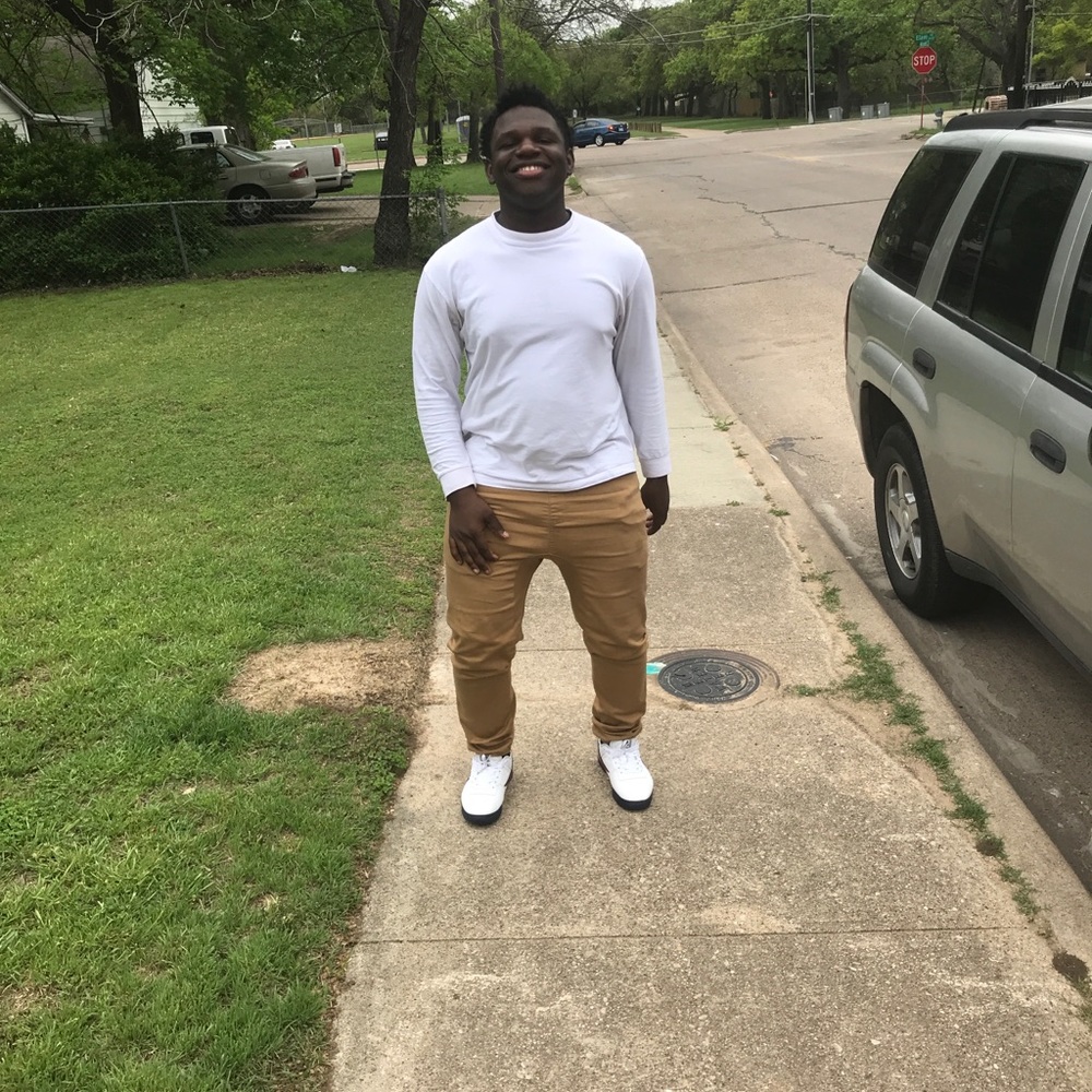 Meet your Posher, Devontay